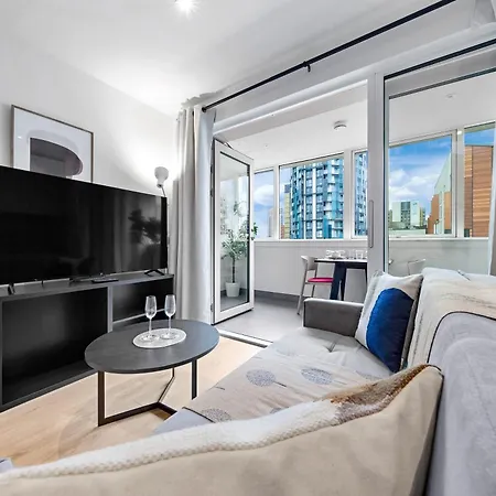 Stylish Retreats On Olympic Way Appartement